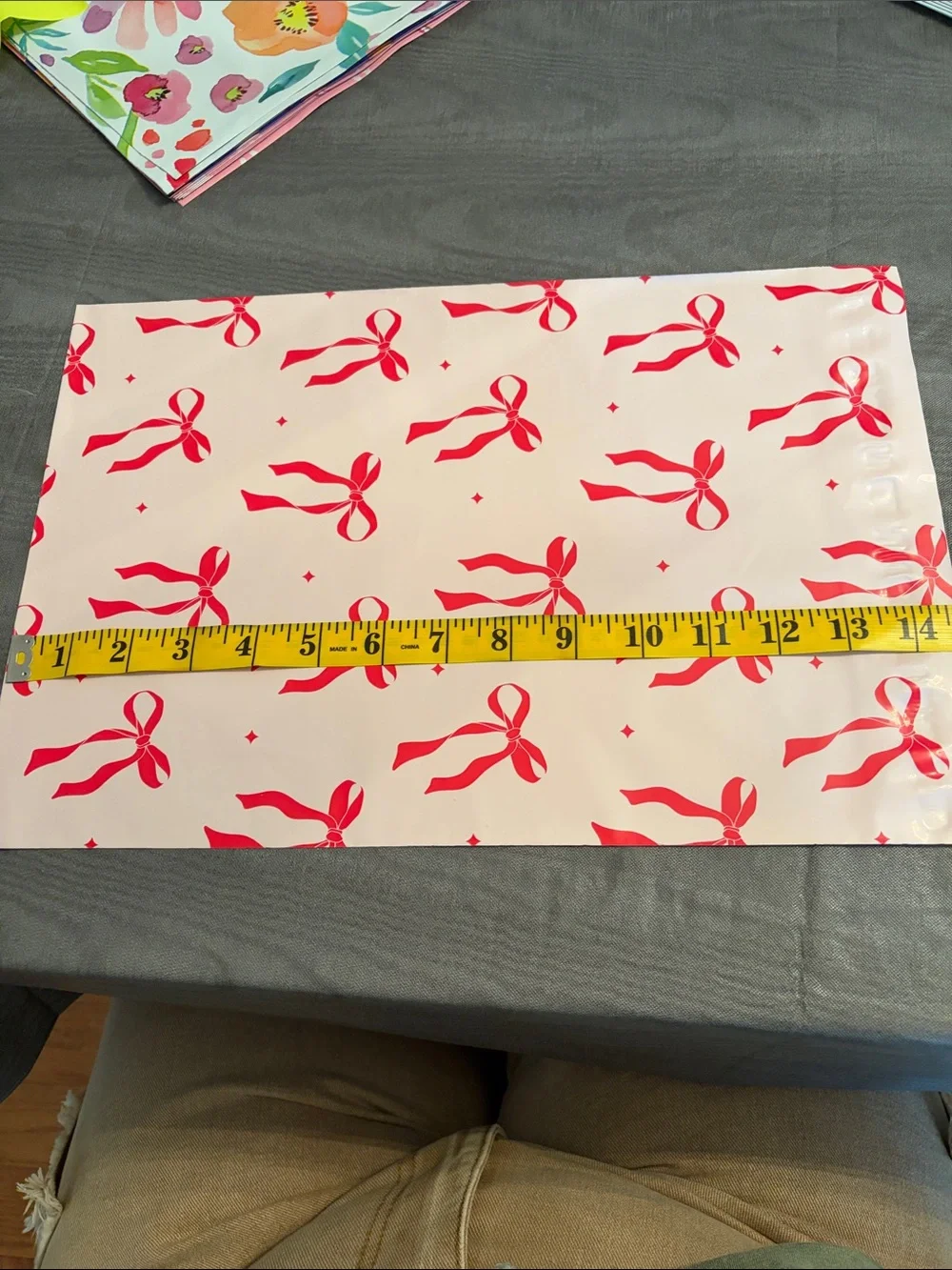 Decorative 10x14 Pink Bow Mailer - Pack of 15 Shipping Bags